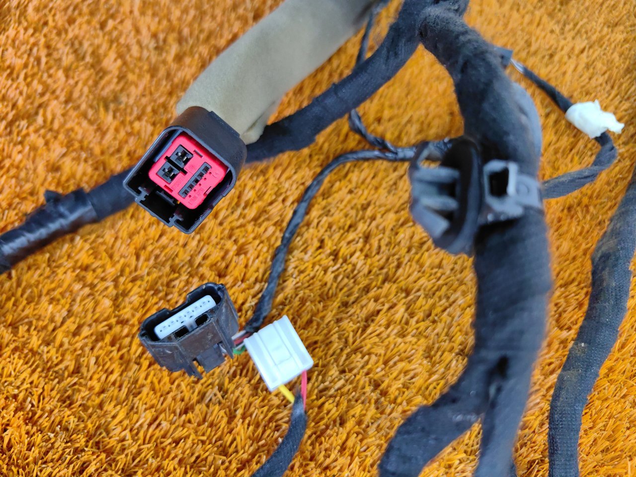 Проводка двери