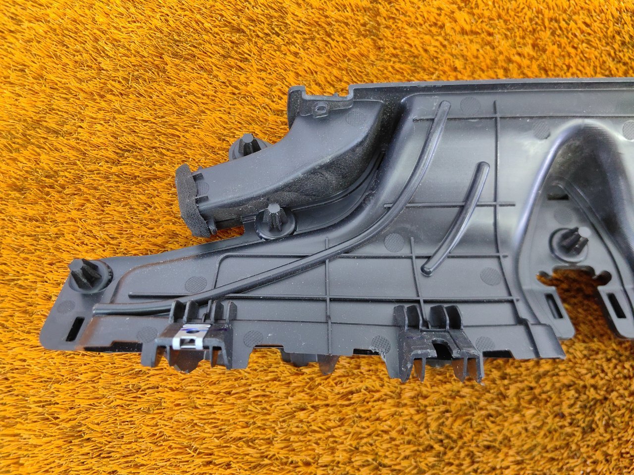 Дефлектор воздушный