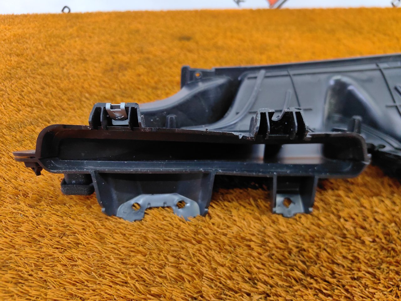 Дефлектор воздушный