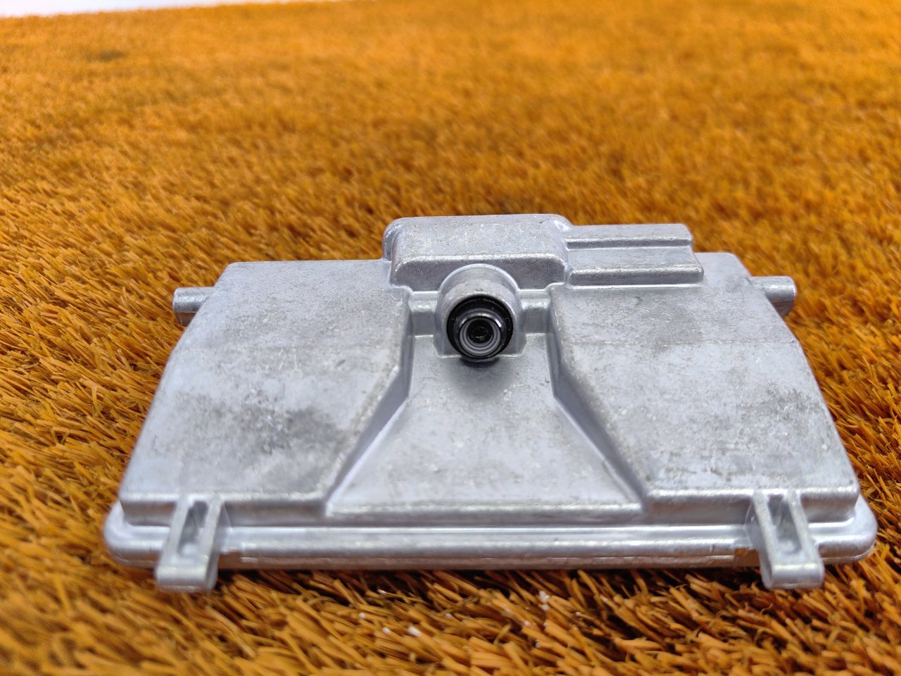 Камера контроля полосы