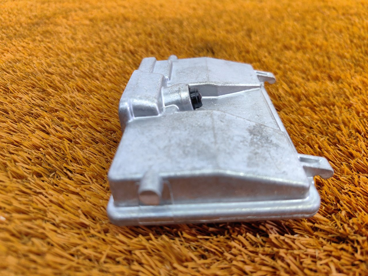 Камера контроля полосы