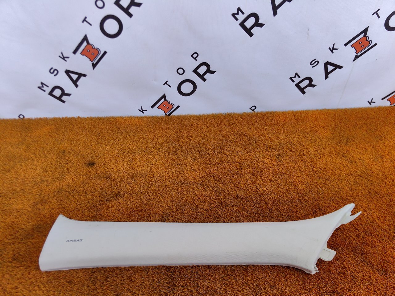 Накладка стойки лобового стекла