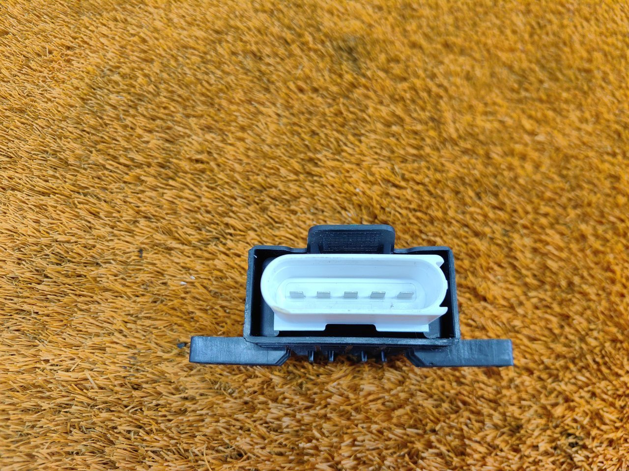 Блок управления топливным насосом