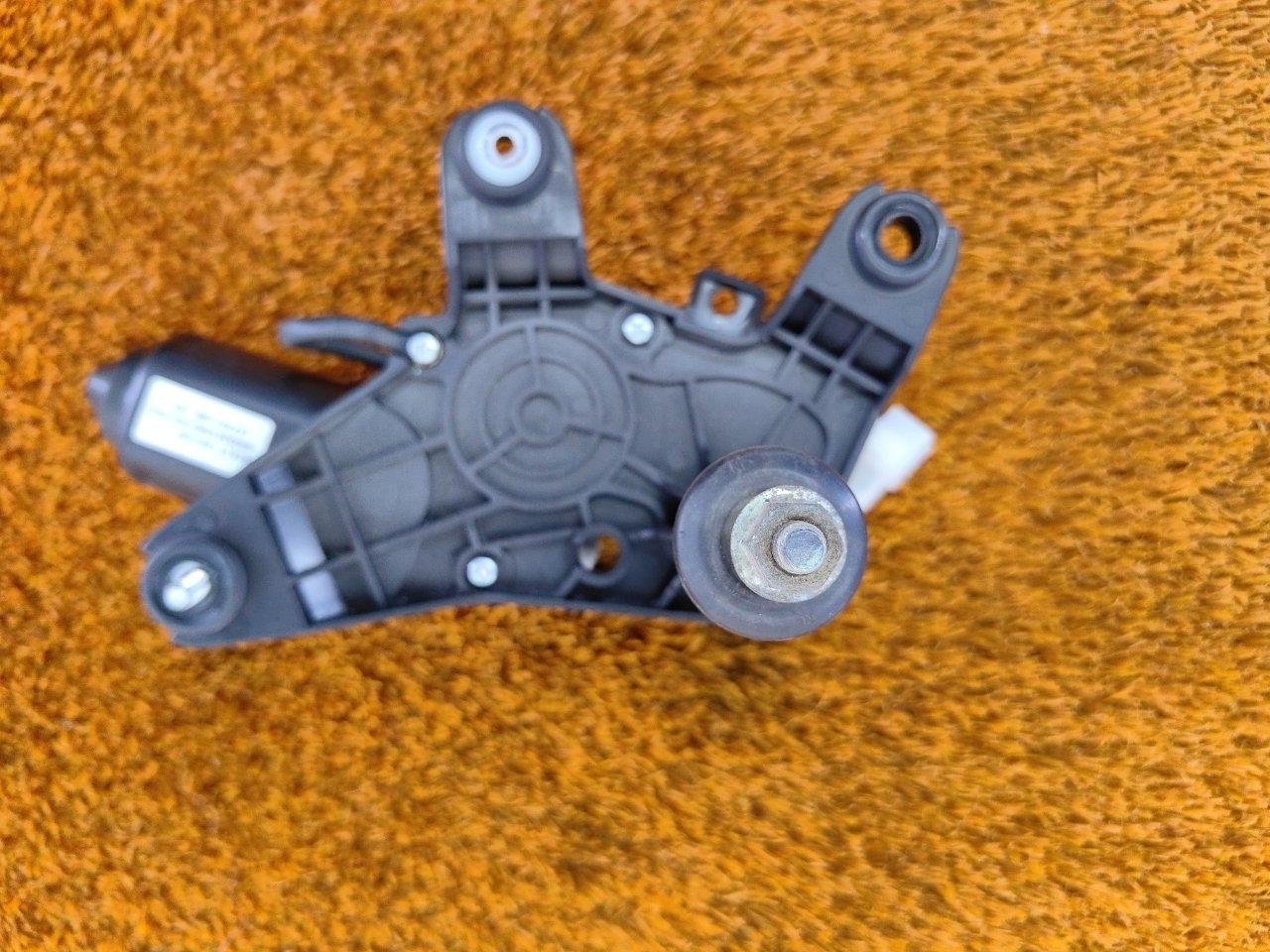 Мотор стеклоочистителя