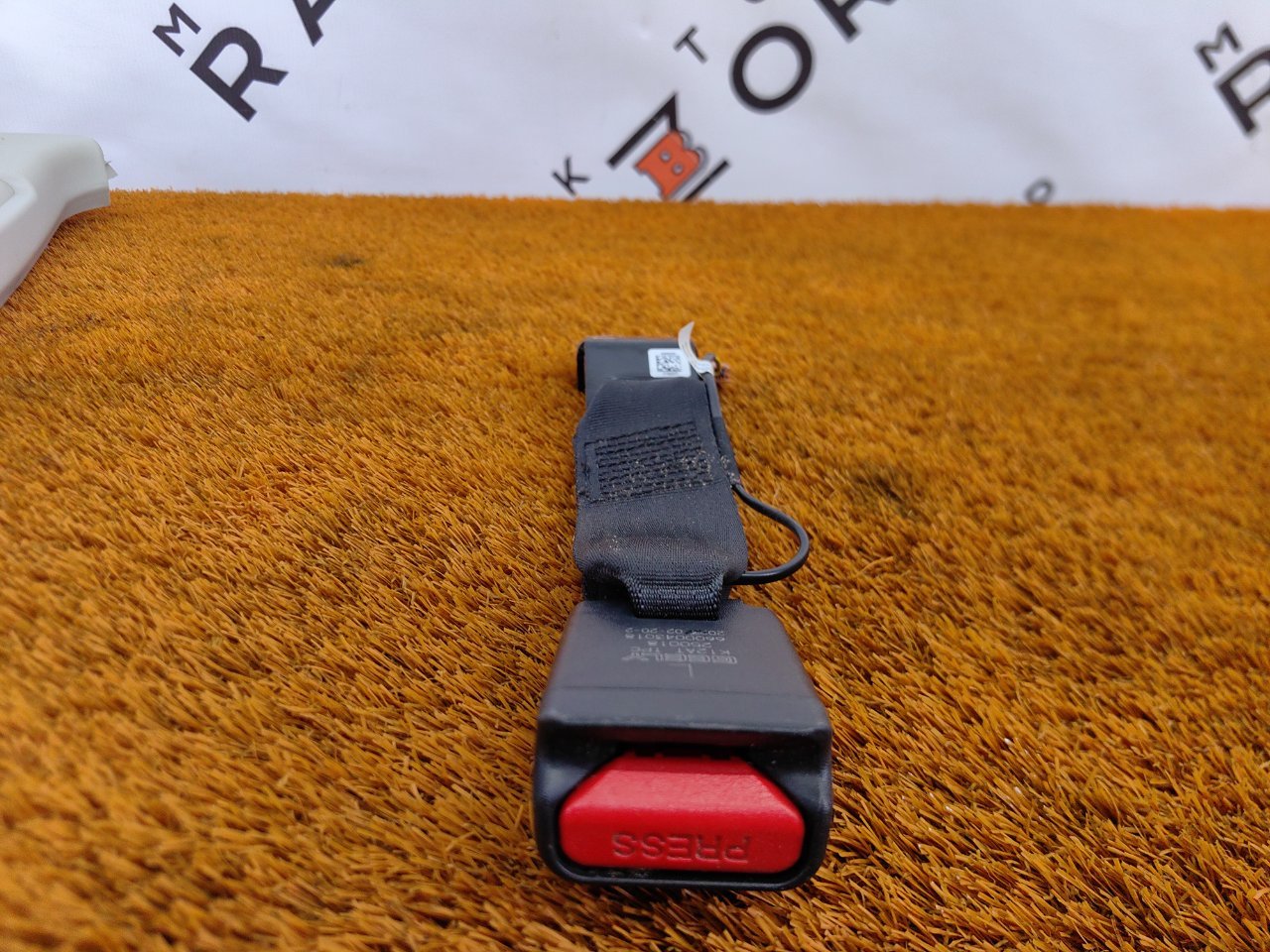 Ответная часть ремня безопасности