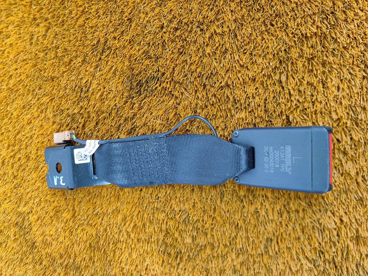 Ответная часть ремня безопасности