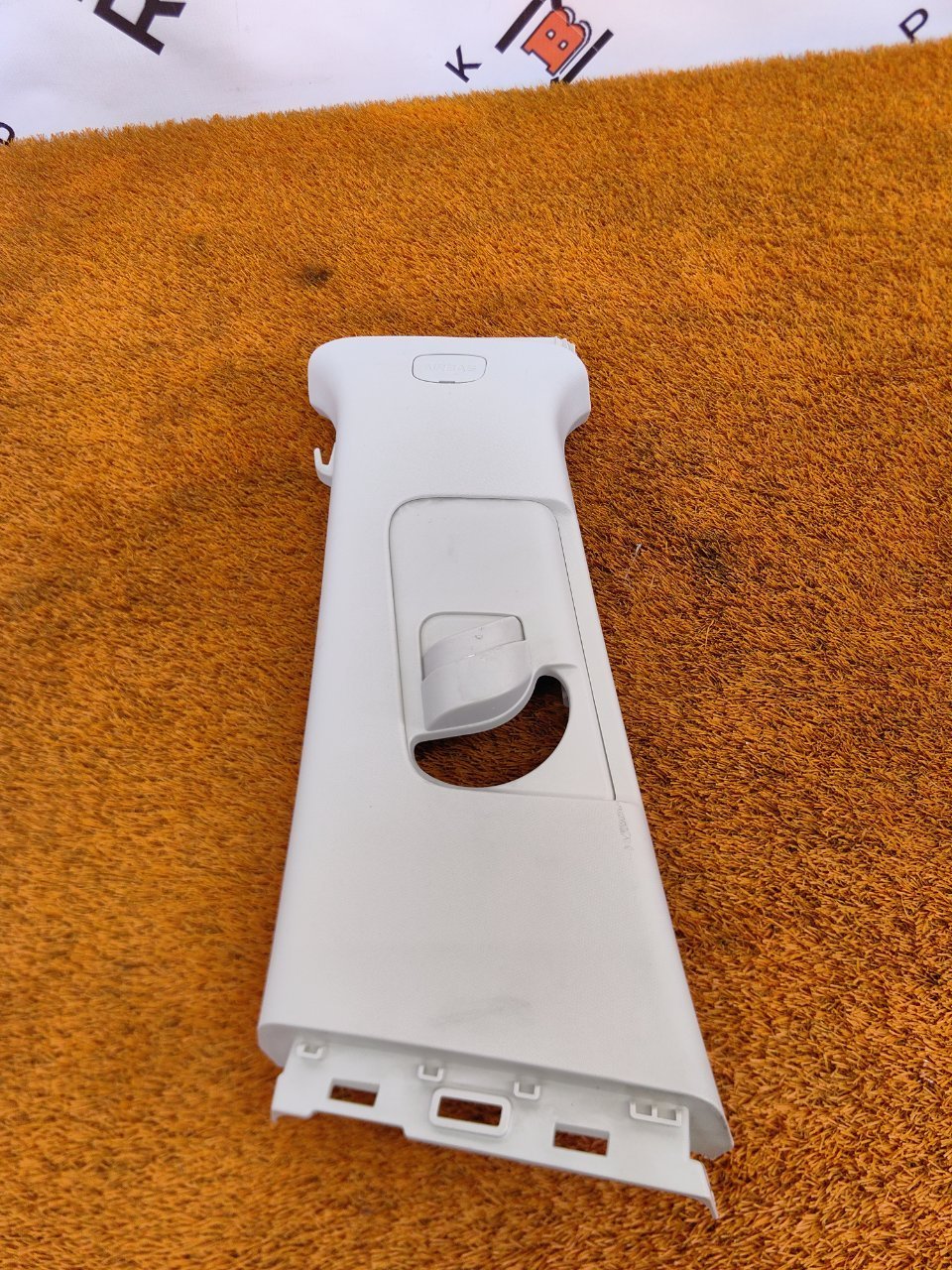 Обшивка стойки