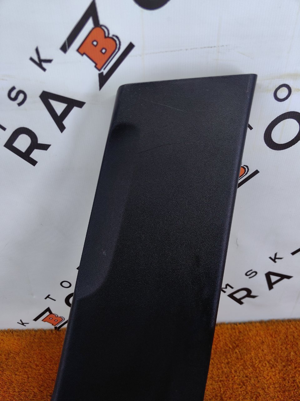 Обшивка стойки