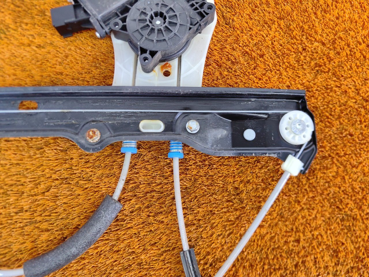 Стеклоподъемник