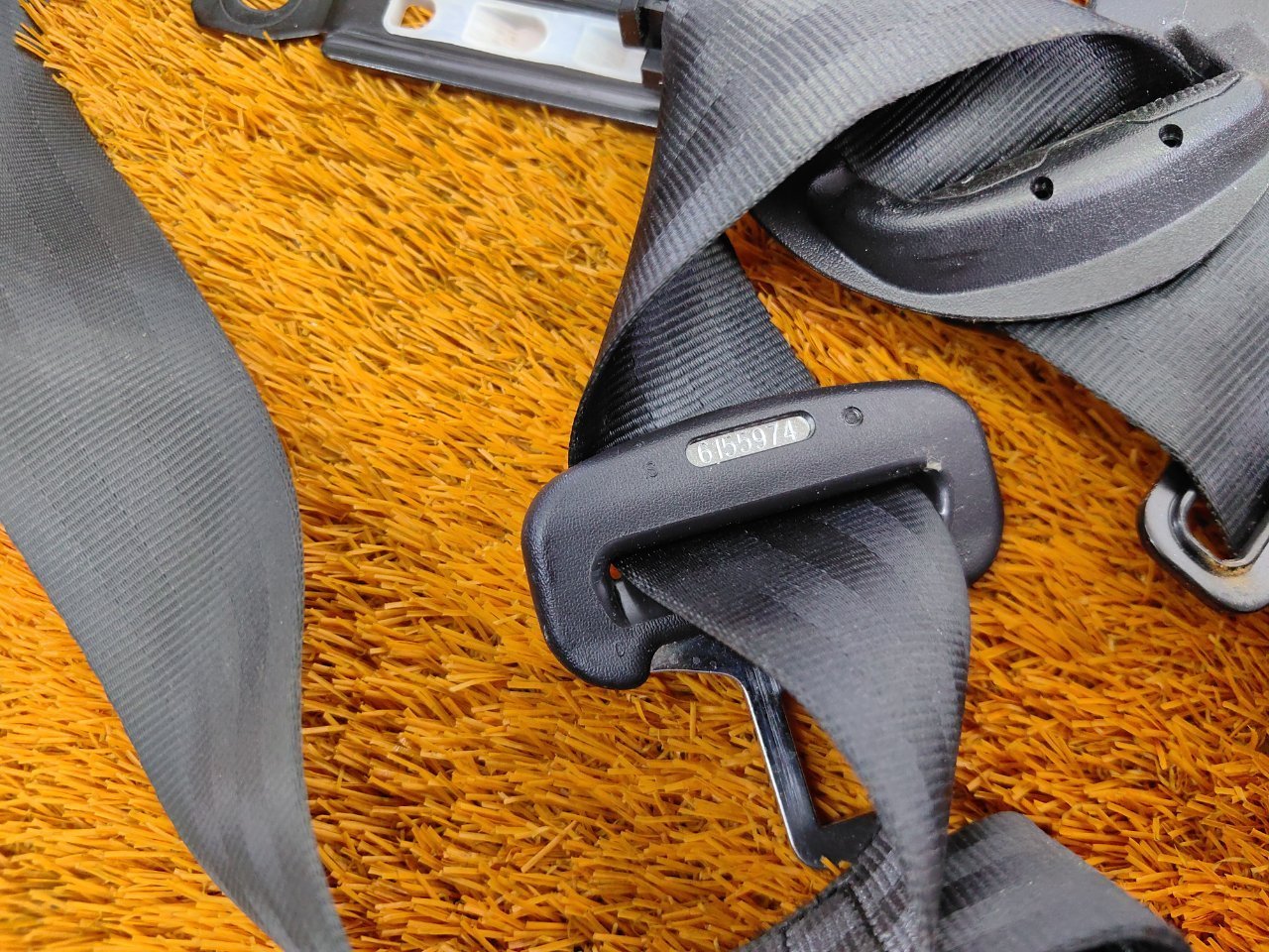 Ремень безопасности