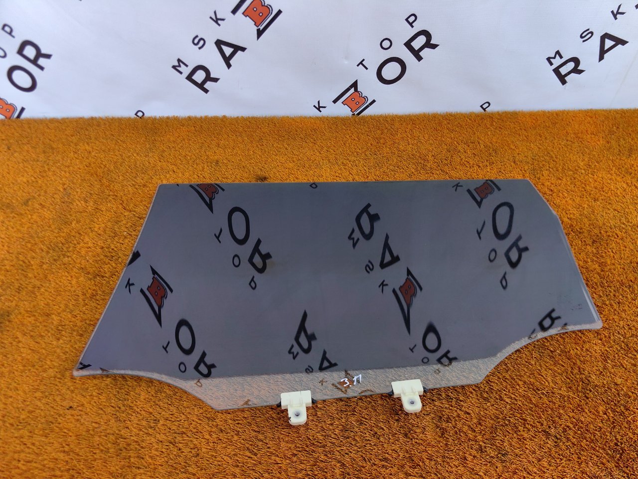 Стекло двери