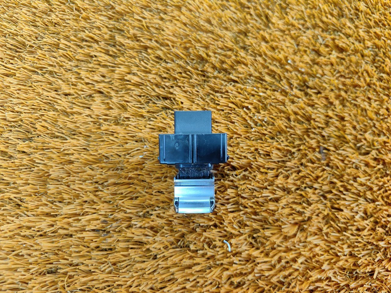 Кнопка стеклоподъемника