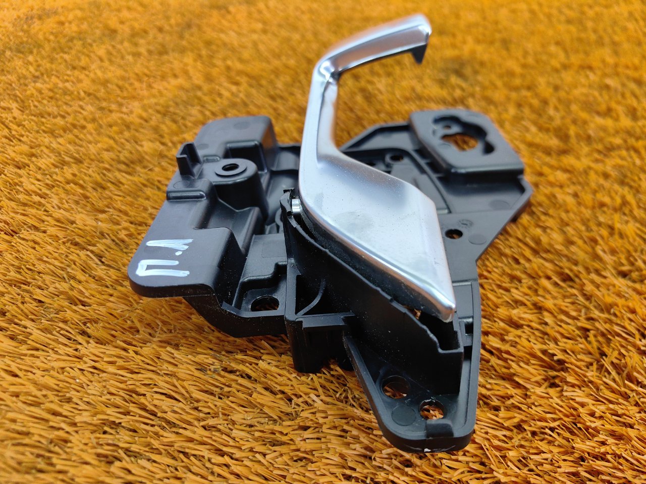 Ручка двери внутренняя