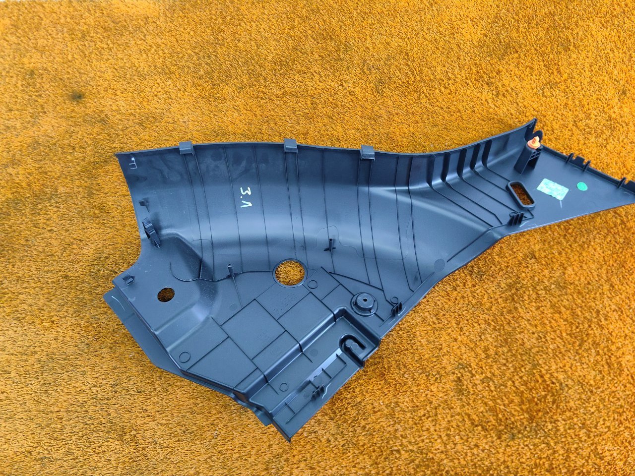 Обшивка стойки