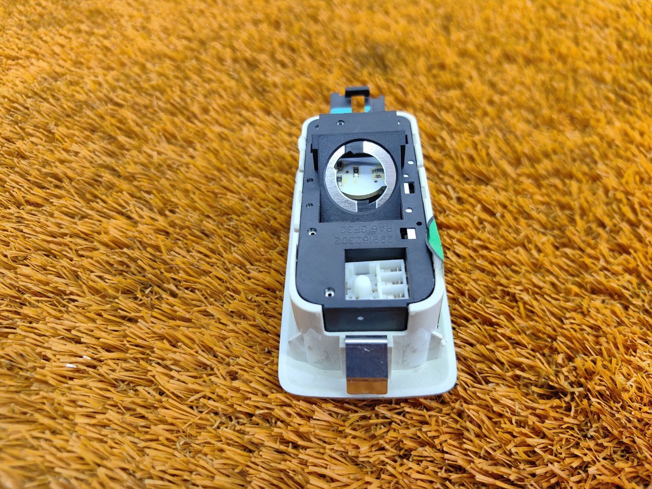 Плафон салона