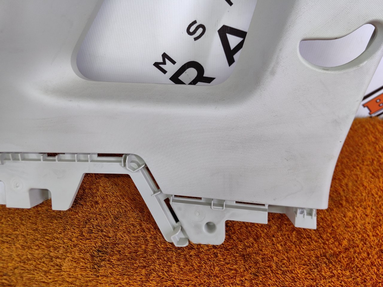 Обшивка стойки