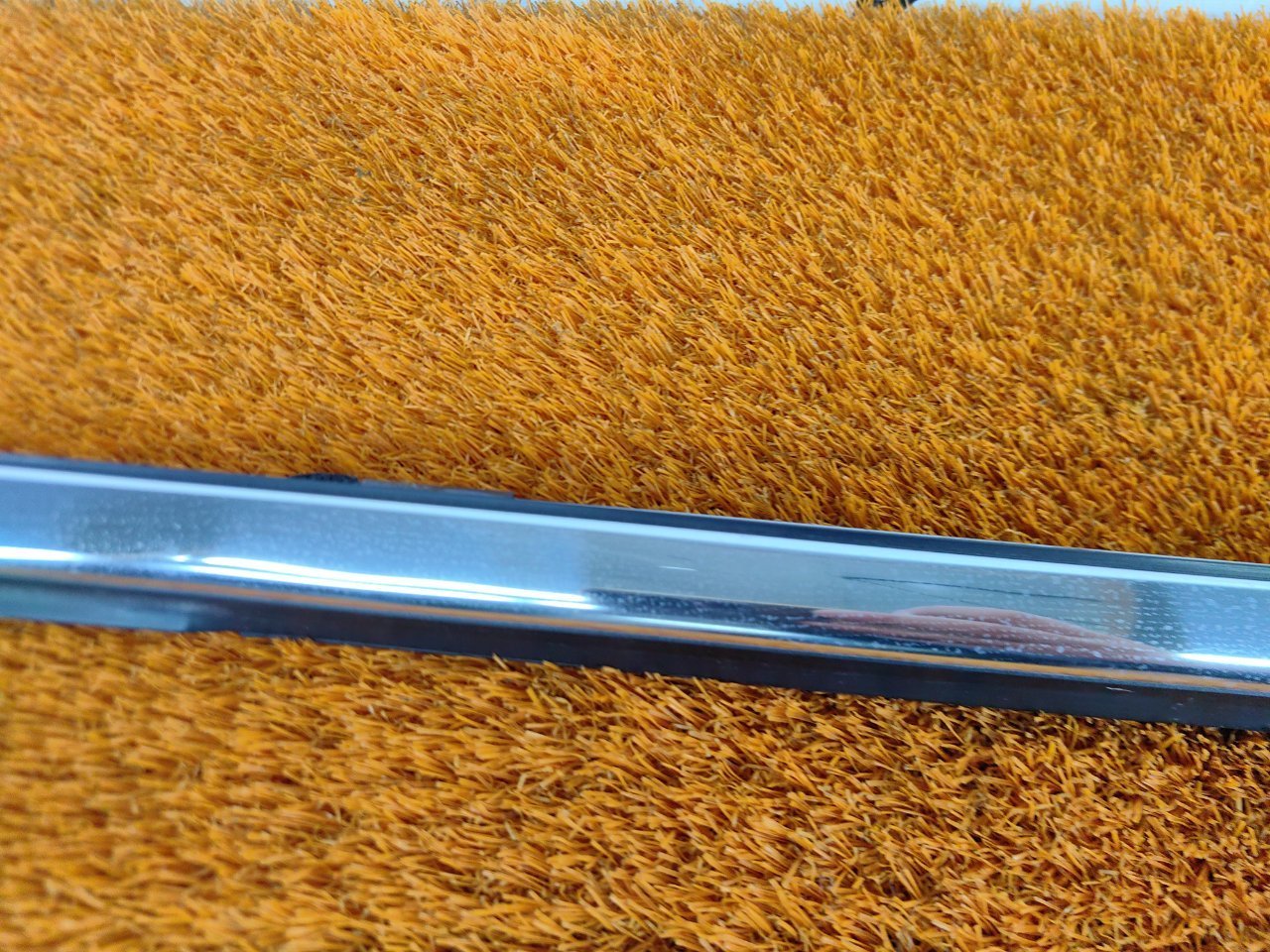 Молдинг стекла