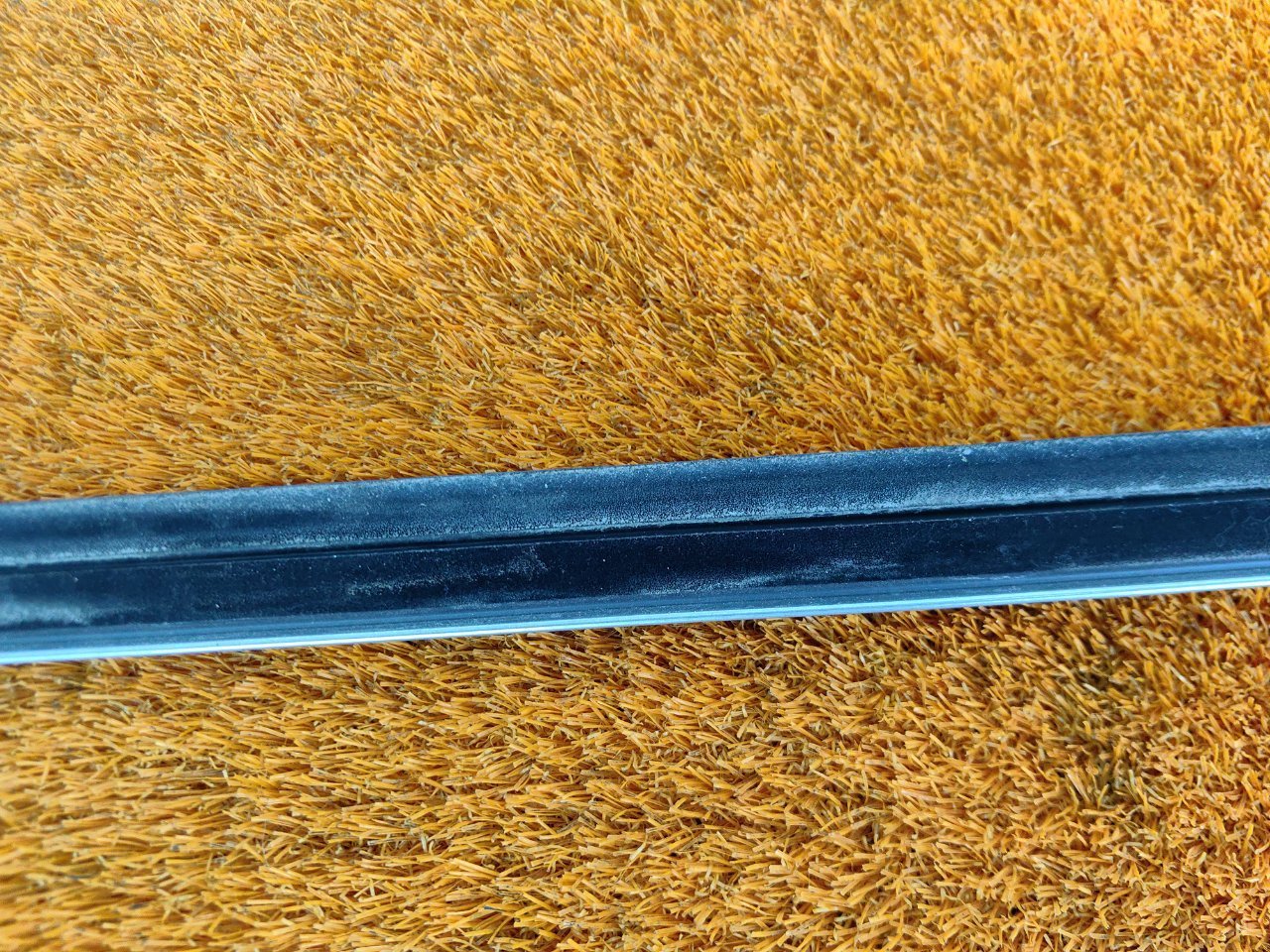 Молдинг стекла