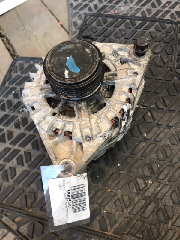 Генератор Hyundai ix35 2014 373002A850 1.7 CRDI
