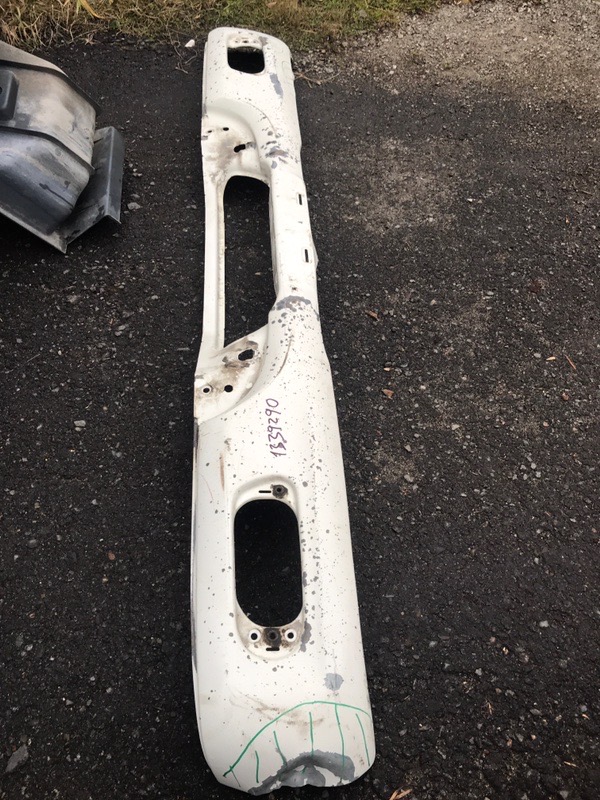 Бампер DAF XF 1825008 105, передний