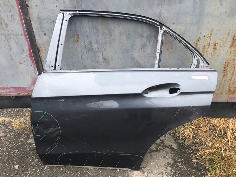 Дверь Mercedes E с дефектами 2127303305 W212, задняя левая