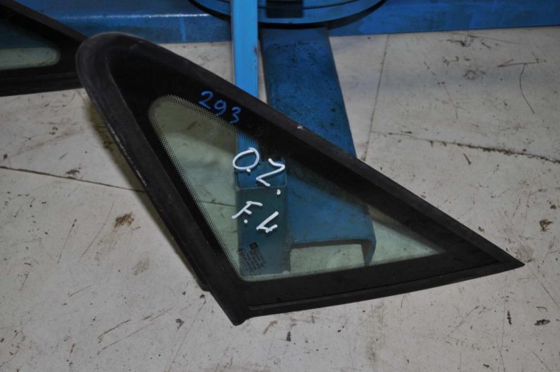 Стекло боковой двери - Opel Zafira A (1999-2005)