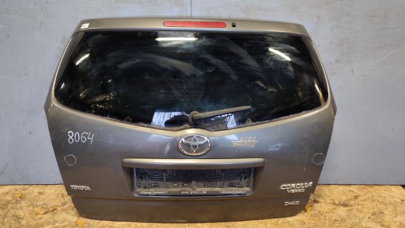 Крышка багажника - Toyota Corolla Verso (2001-2009)