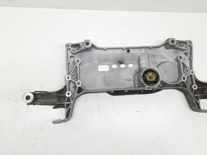 Балка подмоторная