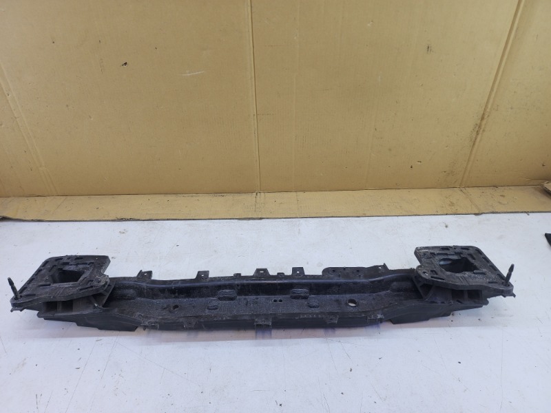 Усилитель заднего бампера