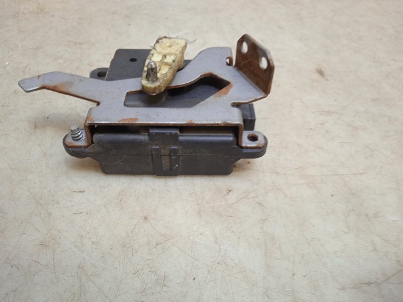 Моторчик заслонки печки