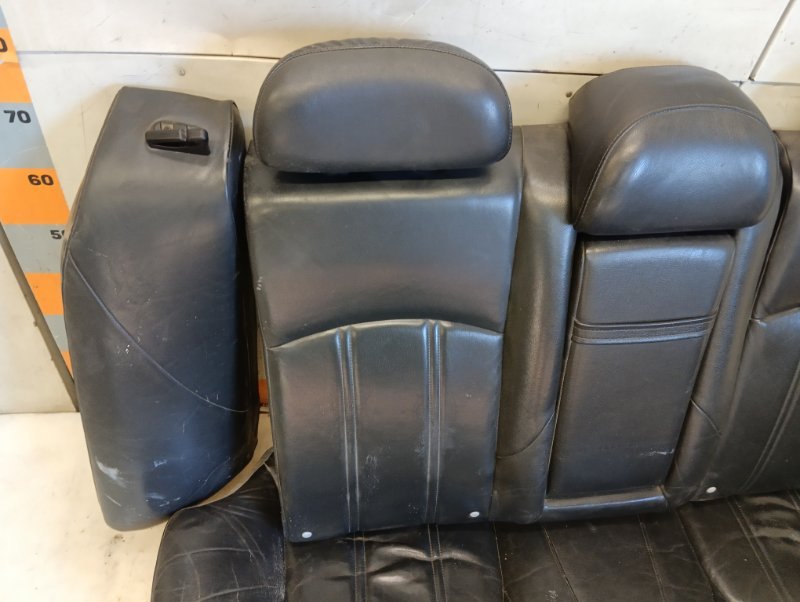 Сиденье салонное