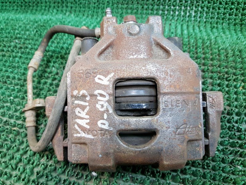Суппорт передн. прав. Toyota Yaris 2 P90 2005-2011