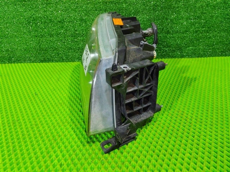 Фара правая Nissan Presage NU30 KA24DE 1595 26010-AD525