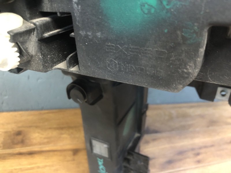 Фара левая