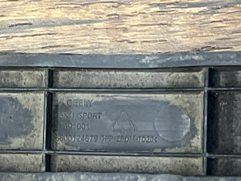 Крепеж бампера