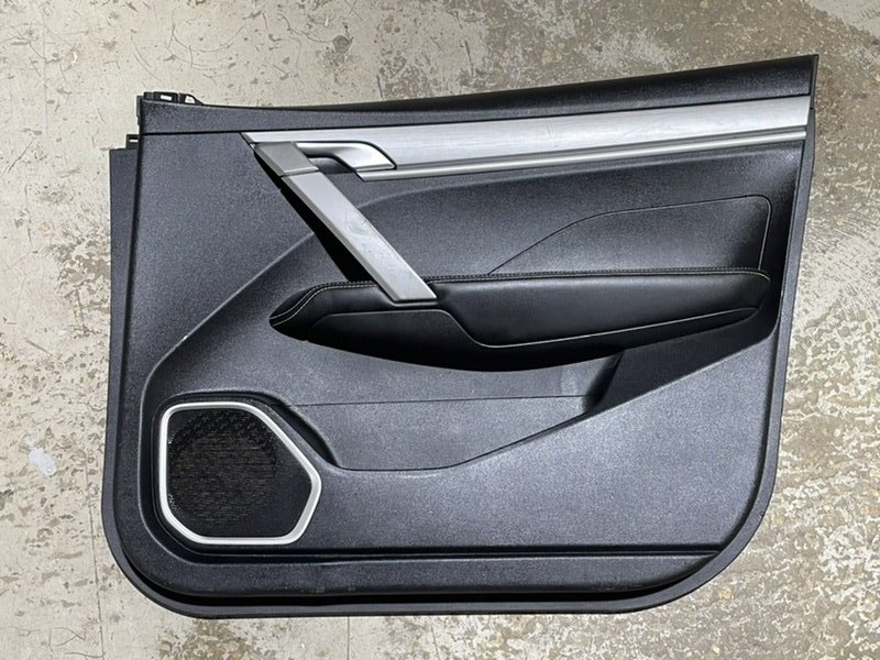 Обшивка двери
